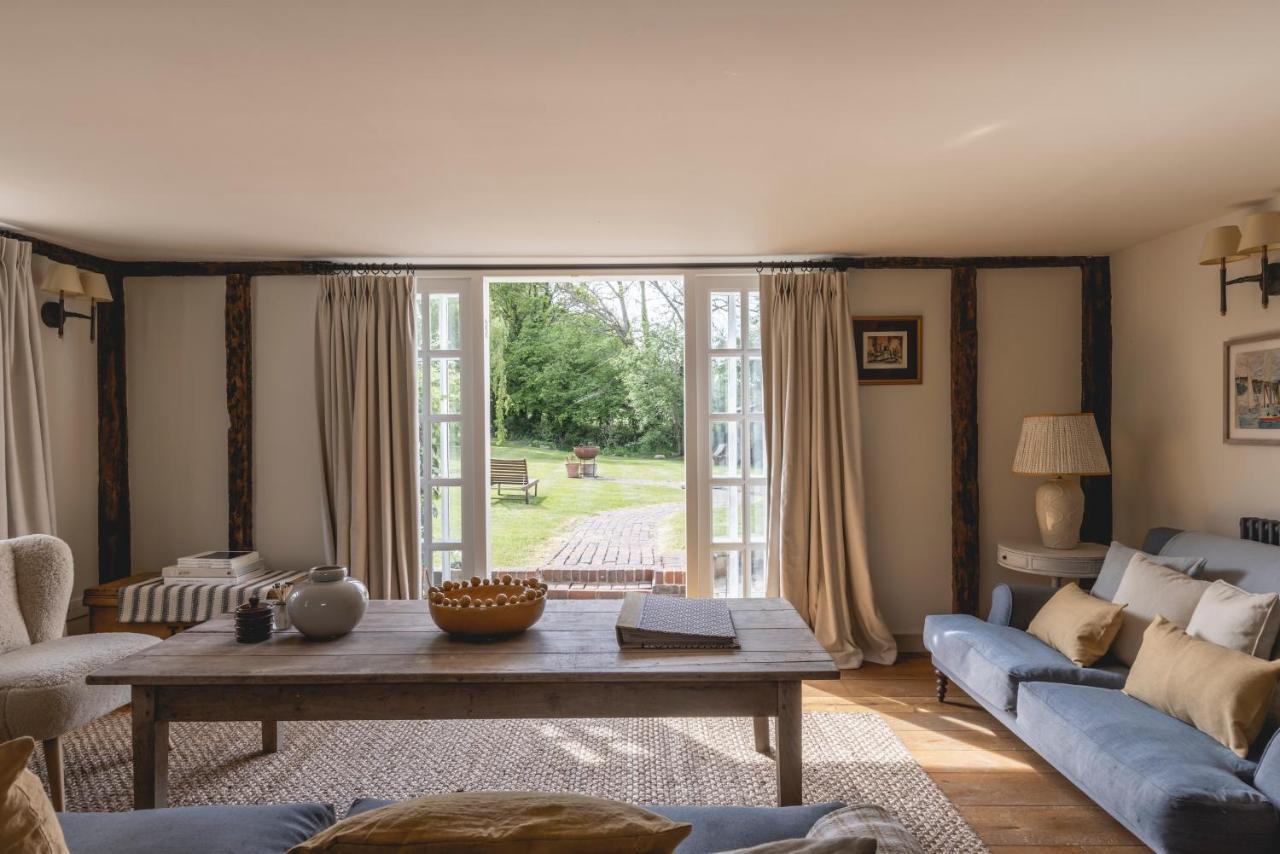 Cosy Cottage With Beautiful Garden, Hottub & Sauna Marden  Buitenkant foto