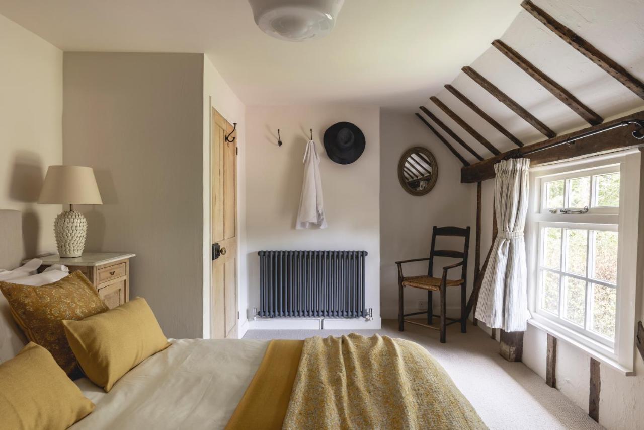 Cosy Cottage With Beautiful Garden, Hottub & Sauna Marden  Buitenkant foto
